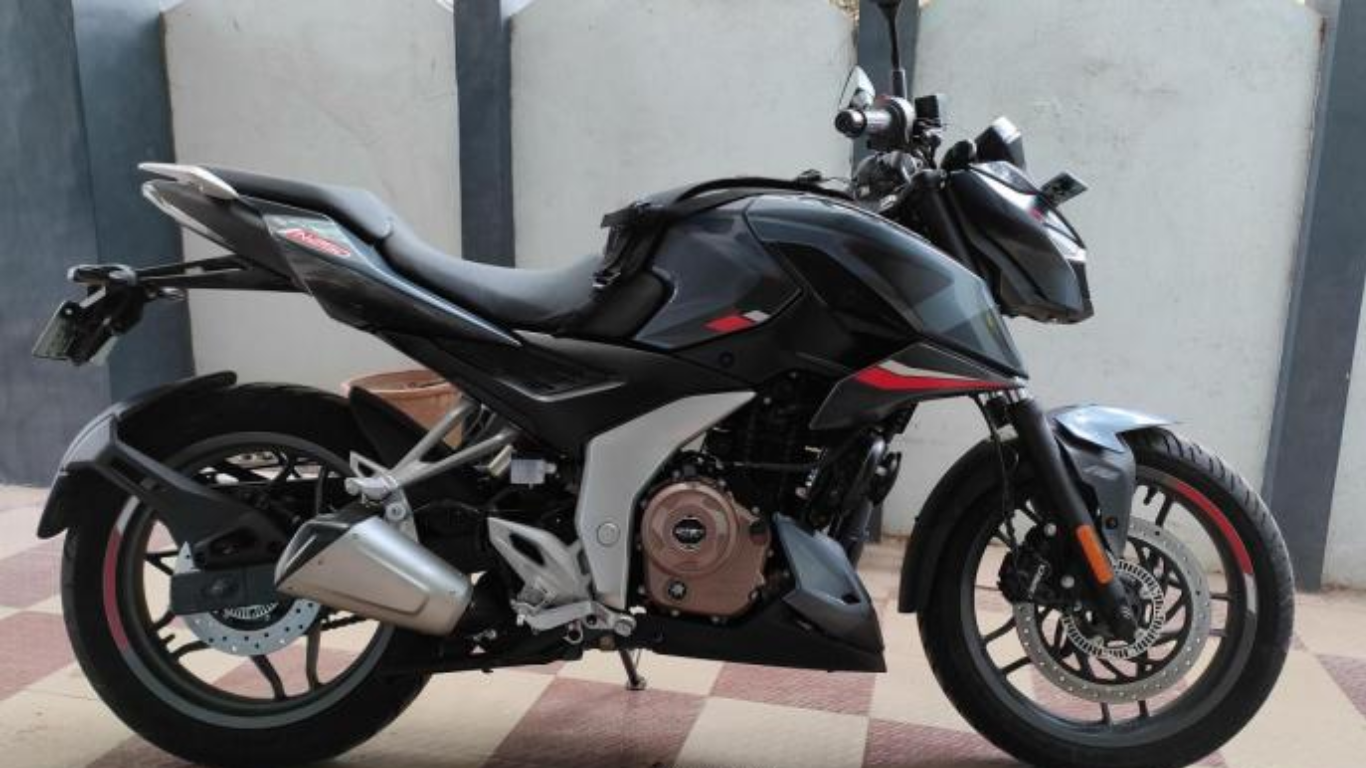 2024 Bajaj Pulsar N250 (1).png