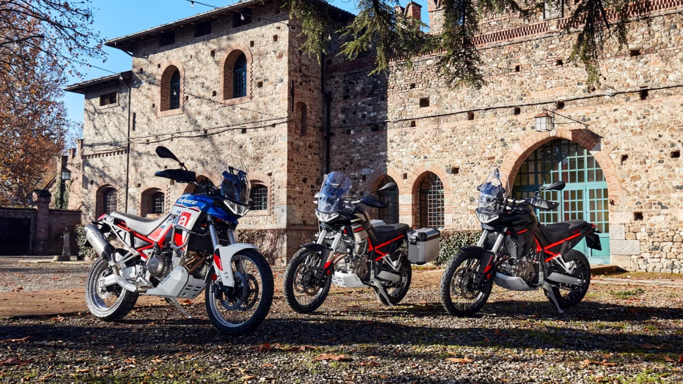 Aprilia Tuareg Colour Variants.png