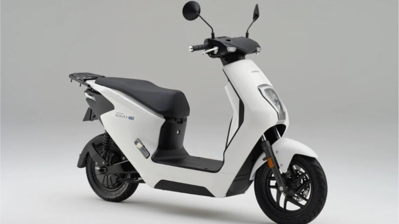 Honda Activa Electric (6).png