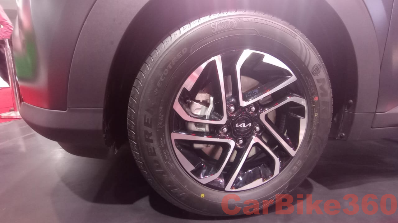 Tyres Kia Caren X-line