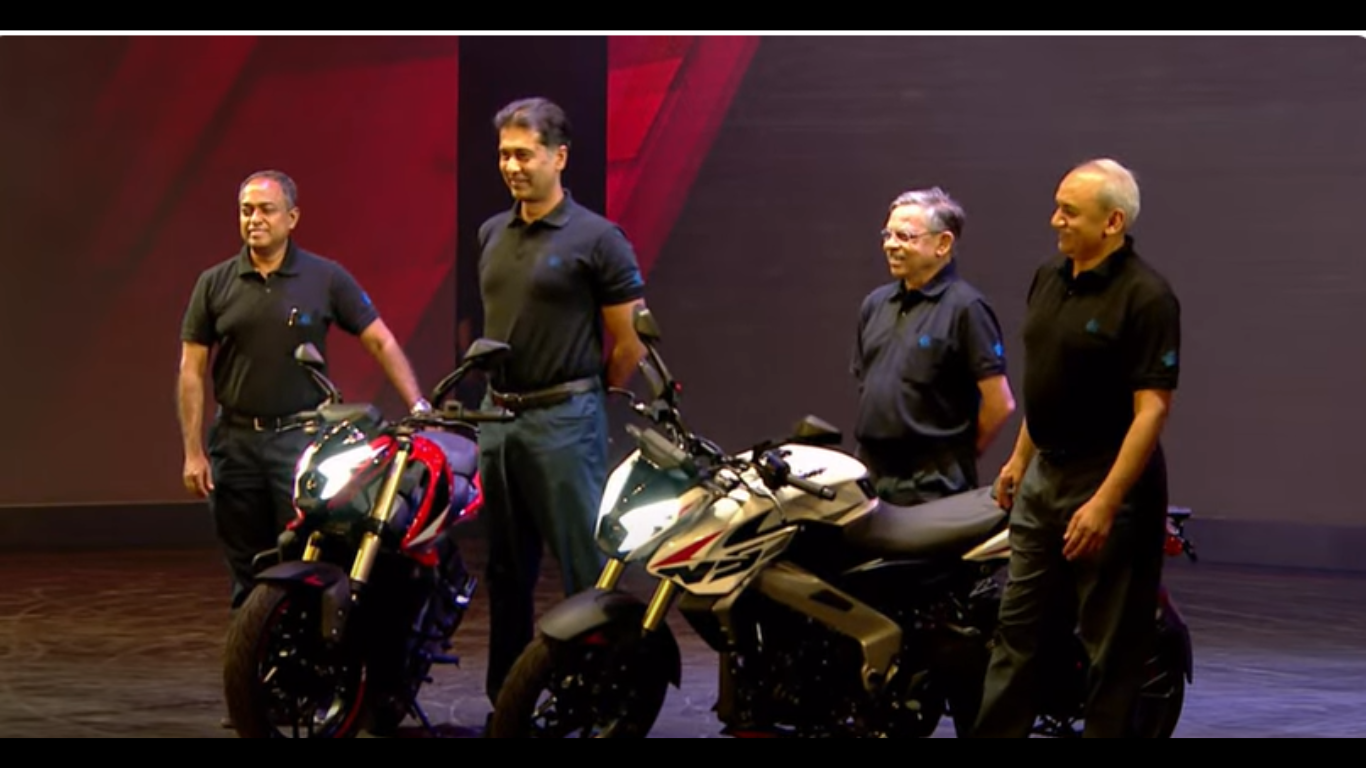 Pulsar NS400 Launch Event.png