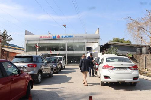 Maruti Showroom Sahibabad Front View Maruti Showroom Sahibabad Front View