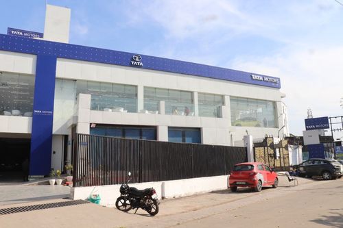 Sab Motors Exterior Image