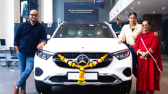 'द फैमिली मैन' सीरीज़ की प्रिया मणि राज ने 74.20 लाख रु की मर्सिडीज-बेंज GLC SUV खरीदी