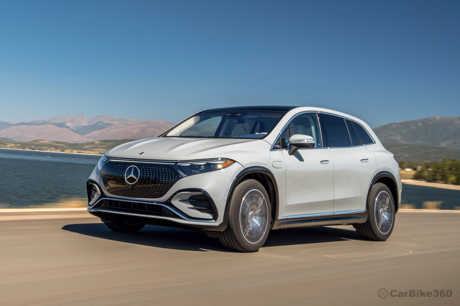Mercedes Benz EQS SUV Right Front Three Quarter Mercedes Benz EQS SUV Right Front Three Quarter