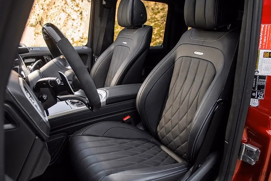 Mercedes-Benz G-Class Interior