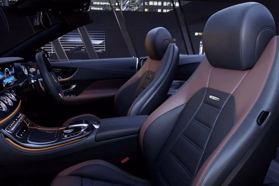Mercedes-Benz AMG-E53 Cabriolet front-seats