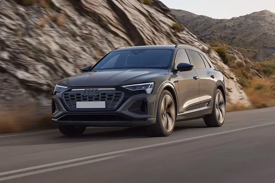 Audi Q8 e-tron Left Side Front View Audi Q8 e-tron Left Side Front View