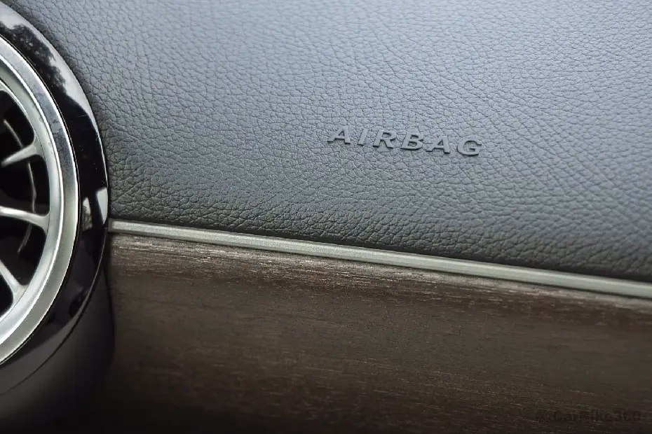 Mercedes-Benz A-Class Limousine Front Passenger Airbag Mercedes-Benz A-Class Limousine Front Passenger Airbag