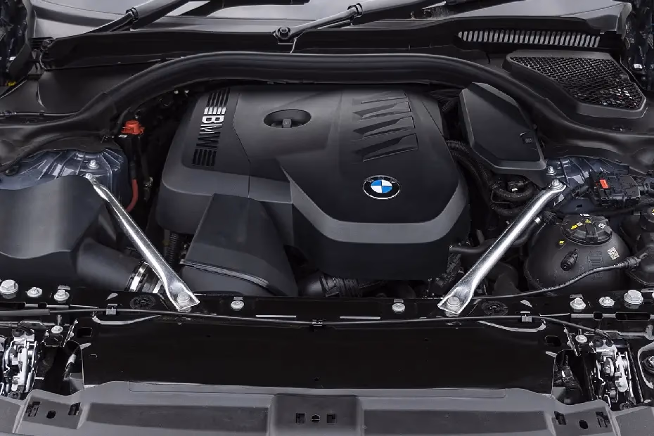BMW 5 Series Engine Shot BMW 5 Series Engine Shot