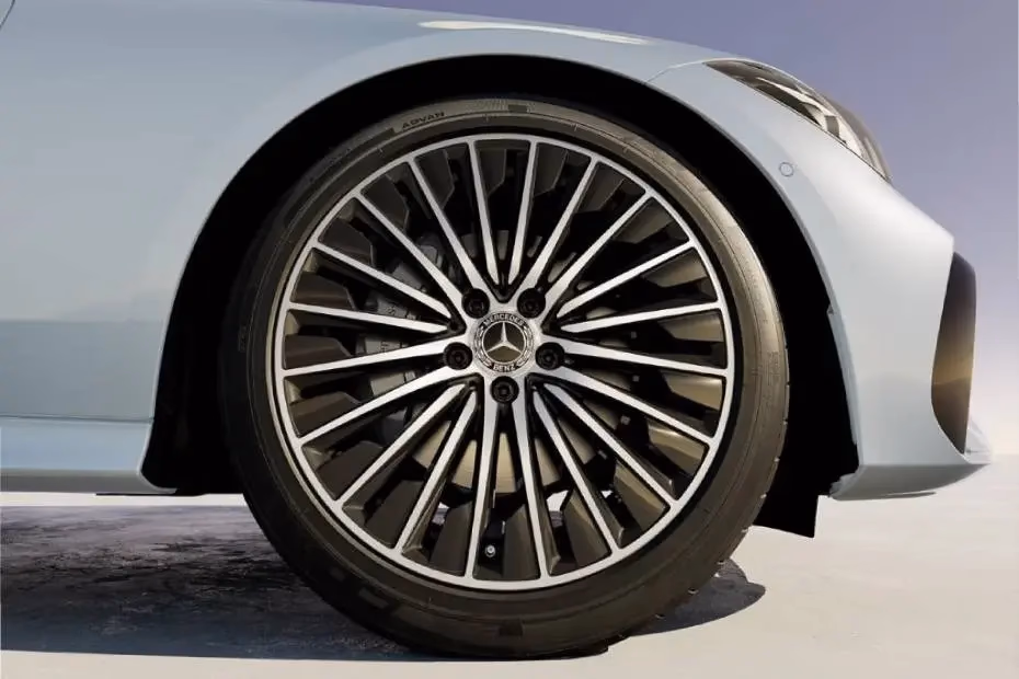 Mercedes Benz CLE cabriolet Front Wheel