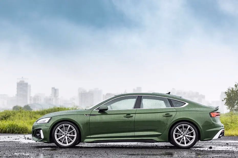 Audi Rs5 Left Side View