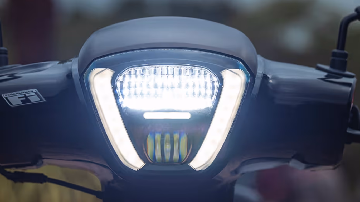 Hero Destini 125 Headlight