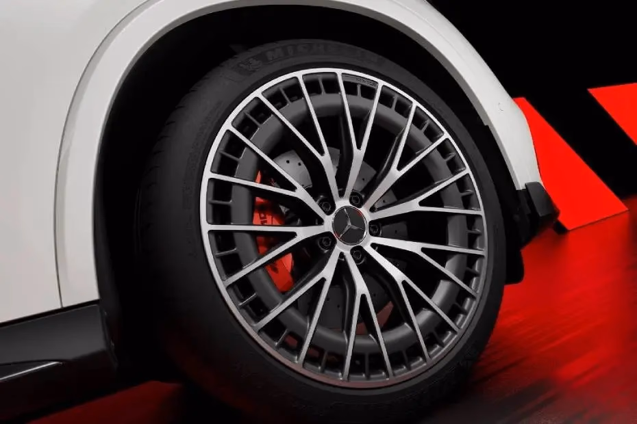 Mercedes Benz AMG GLC43 Coupe Front Wheel