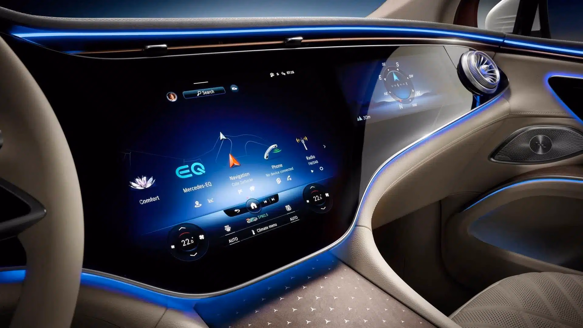 Mercedes Benz EQS SUV Driver Display