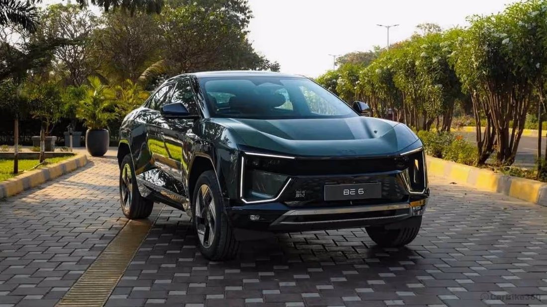 Mahindra Plans 16 New Models by 2031, Including 6 Electric Vehicles Audio