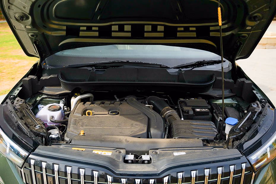 Skoda Kushaq Smart and Powerful Engine Skoda Kushaq Smart and Powerful Engine