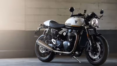 Triumph Speed Twin 1200 Cafe Racer Edition