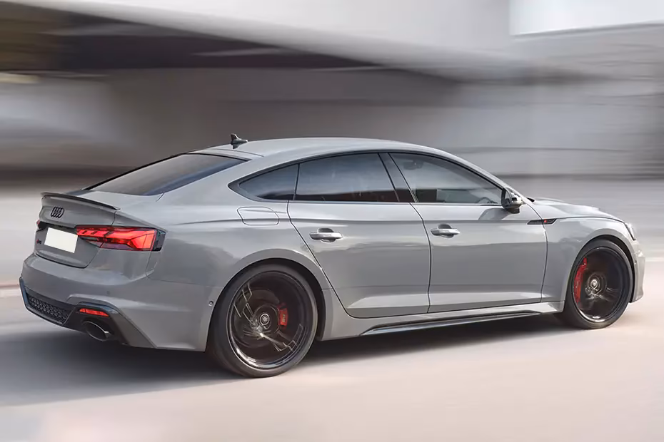 Audi RS5 Right Side Rear View Audi RS5 Right Side Rear View