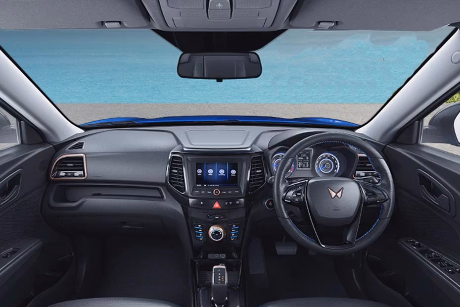 Mahindra XUV400 EV Dashboard Mahindra XUV400 EV Dashboard