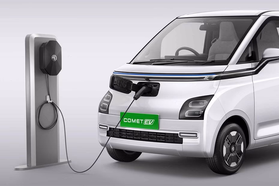 MG-Comet-EV_charging-point MG-Comet-EV_charging-point