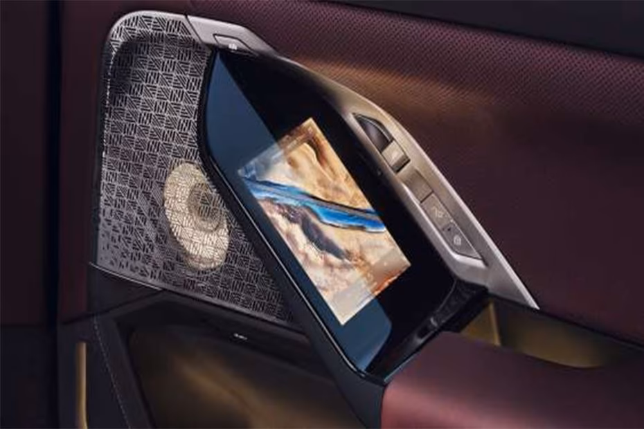 BMW 7-Series rear door with integated touchscreen BMW 7-Series rear door with integated touchscreen