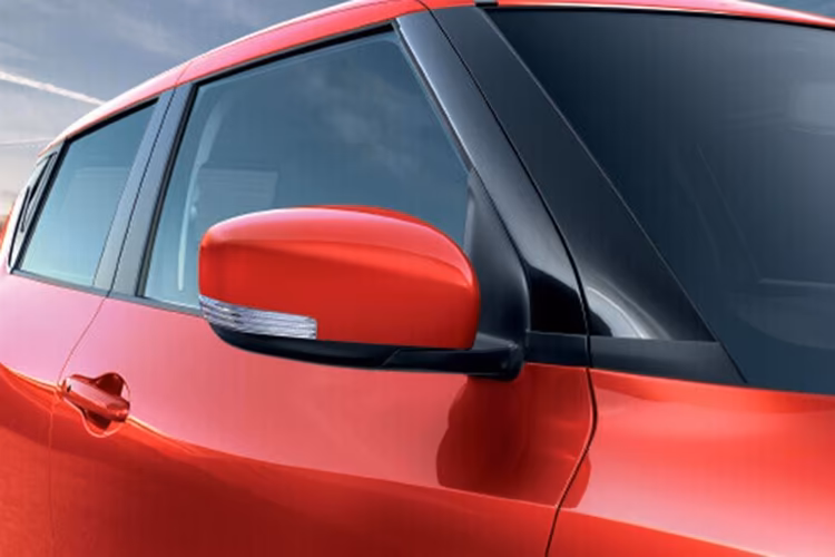 Maruti Swift side mirror