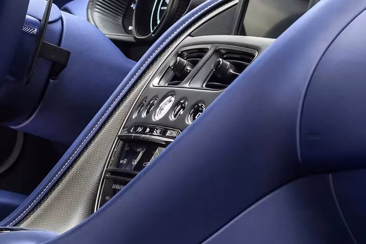 Aston Martin DB11 interior
