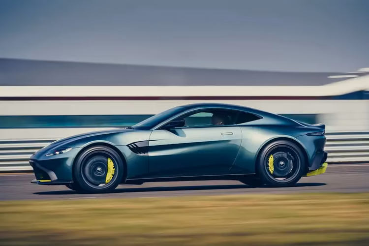 Aston Martin DBX left side view Aston Martin DBX left side view