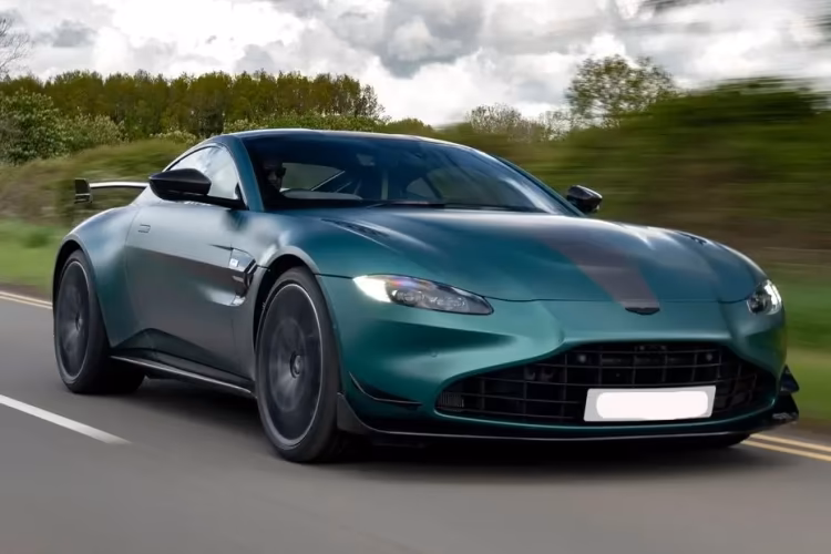 Vantage V8 [2022]