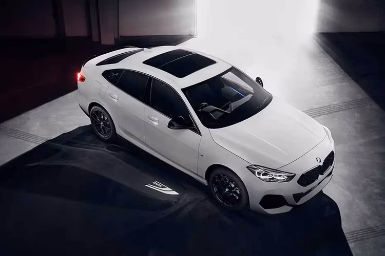 BMW 2 Series Gran Coupe Top View BMW 2 Series Gran Coupe Top View