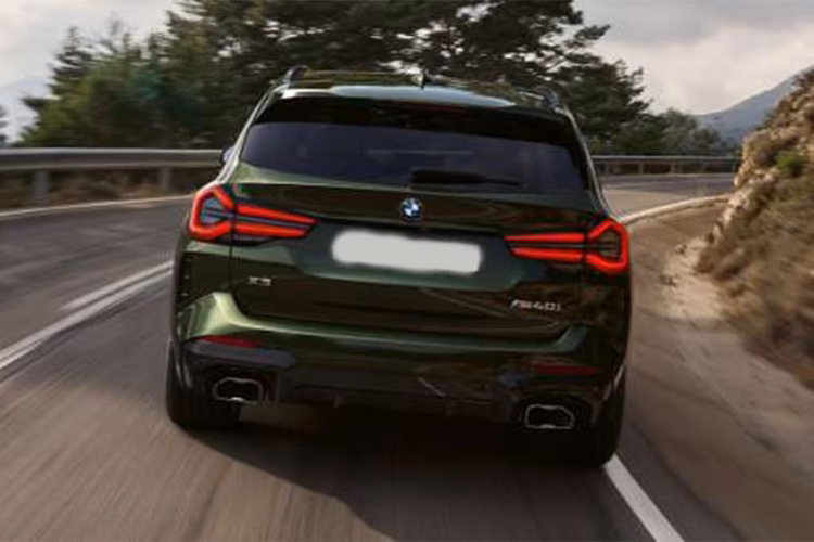 BMW-X3-M40i rear image BMW-X3-M40i rear image