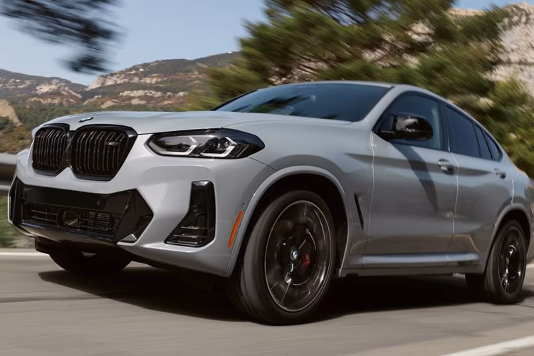 BMW X4 Left Side Front View BMW X4 Left Side Front View
