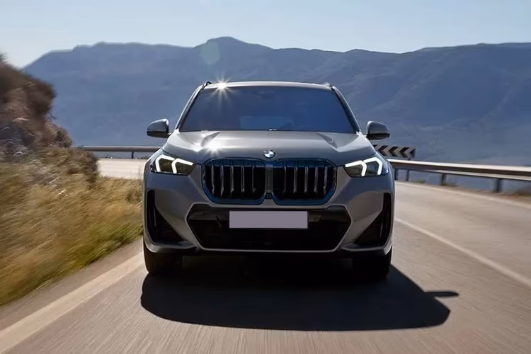 BMW X1 Front View BMW X1 Front View