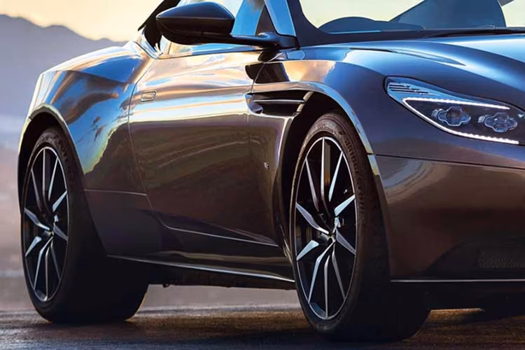 Aston Martin DB11 wheels