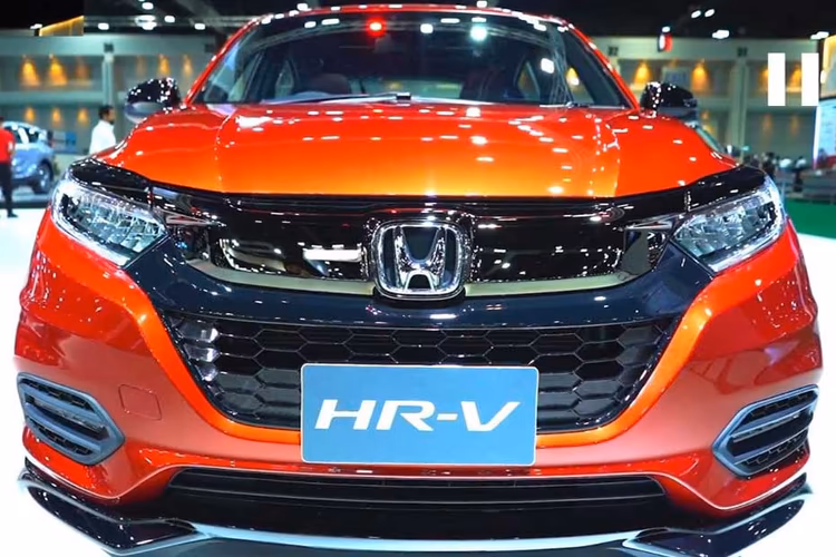 Honda HR-V Front View Honda HR-V Front View
