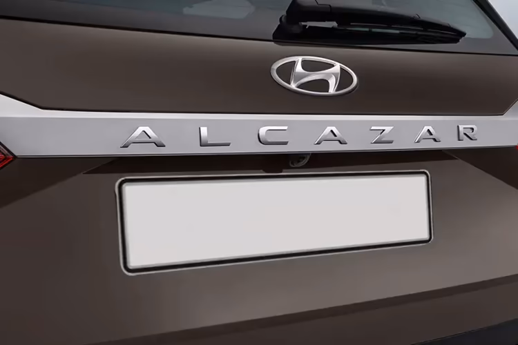 Hyundai Alcazar Rear View Hyundai Alcazar Rear View