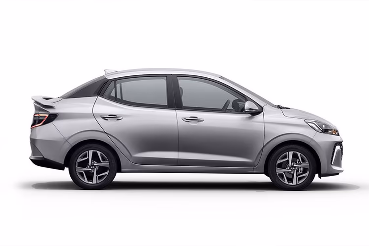 Hyundai_Aura_right-side-view Hyundai_Aura_right-side-view