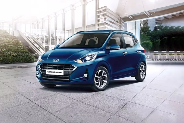 Hyundai Grand i10 Nios Front Left View Hyundai Grand i10 Nios Front Left View