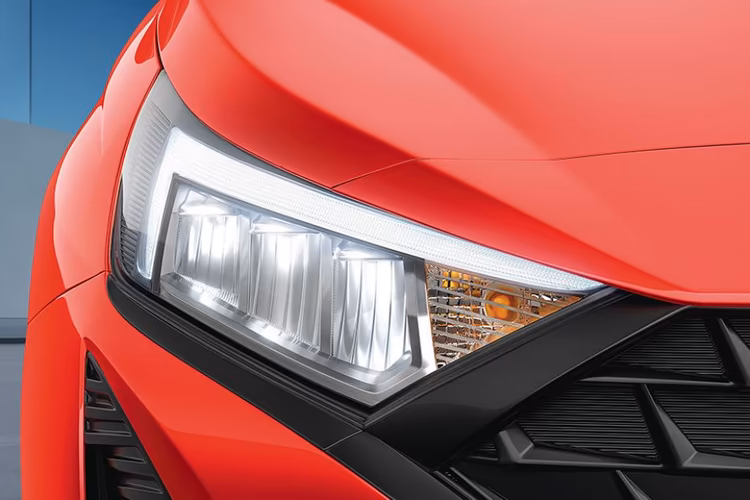 Hyundai i20 Facelift Headlight