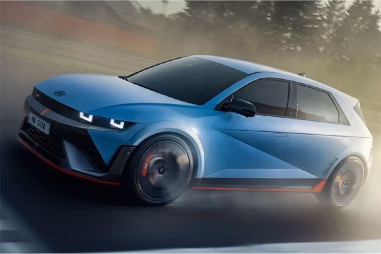 Hyundai Ioniq 5 N Left Side Front View Hyundai Ioniq 5 N Left Side Front View