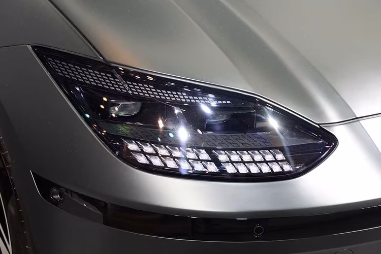 Hyundai Ioniq 6 Headlight Hyundai Ioniq 6 Headlight