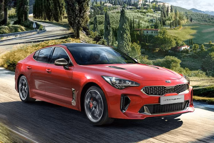 Kia Stinger Right Side Front View Kia Stinger Right Side Front View