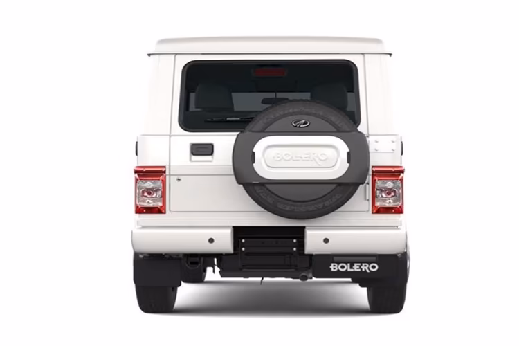 Mahindra-Bolero Rear View Mahindra-Bolero Rear View