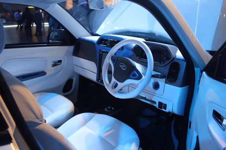 Mahindra EKUV100 Dashboard Mahindra EKUV100 Dashboard