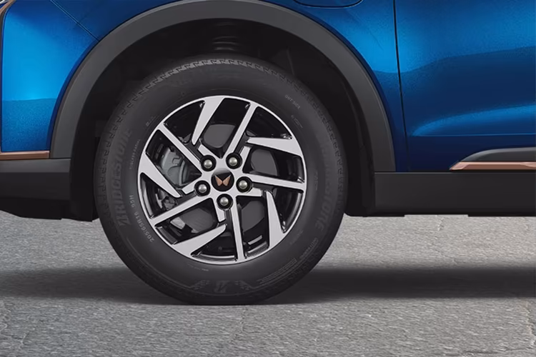 Mahindra XUV400 EV Wheel Mahindra XUV400 EV Wheel