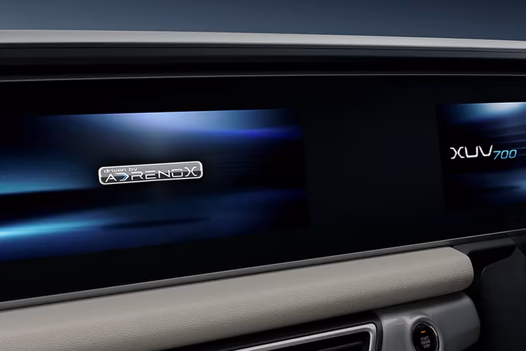 Mahindra XUV700 Interior Image