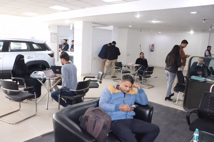 Maruti Showroom Sahibabad Lounge Area Maruti Showroom Sahibabad Lounge Area