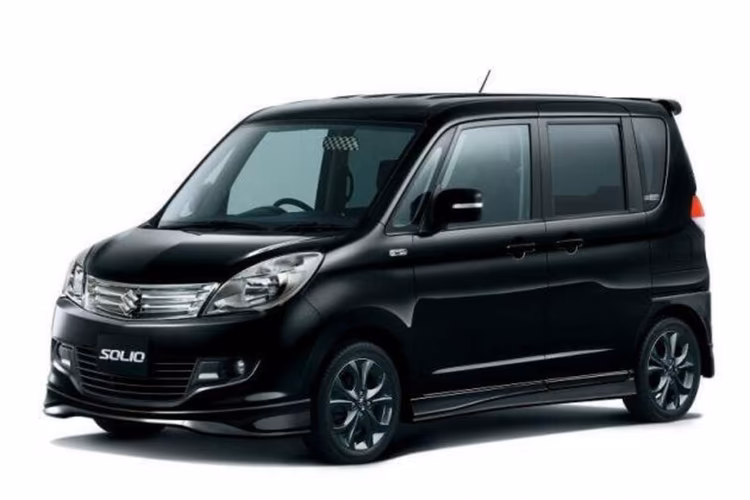 Maruti Solio Left Side Front View