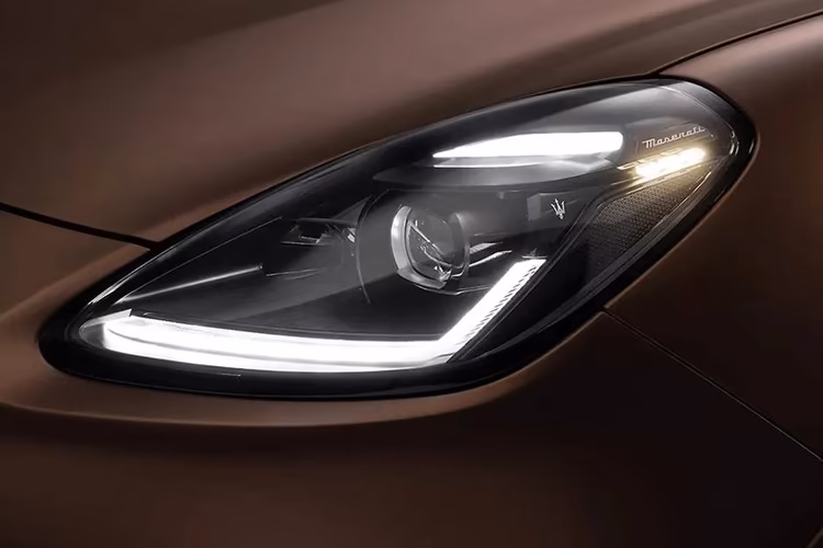 Maserati Grecale Headlight Maserati Grecale Headlight